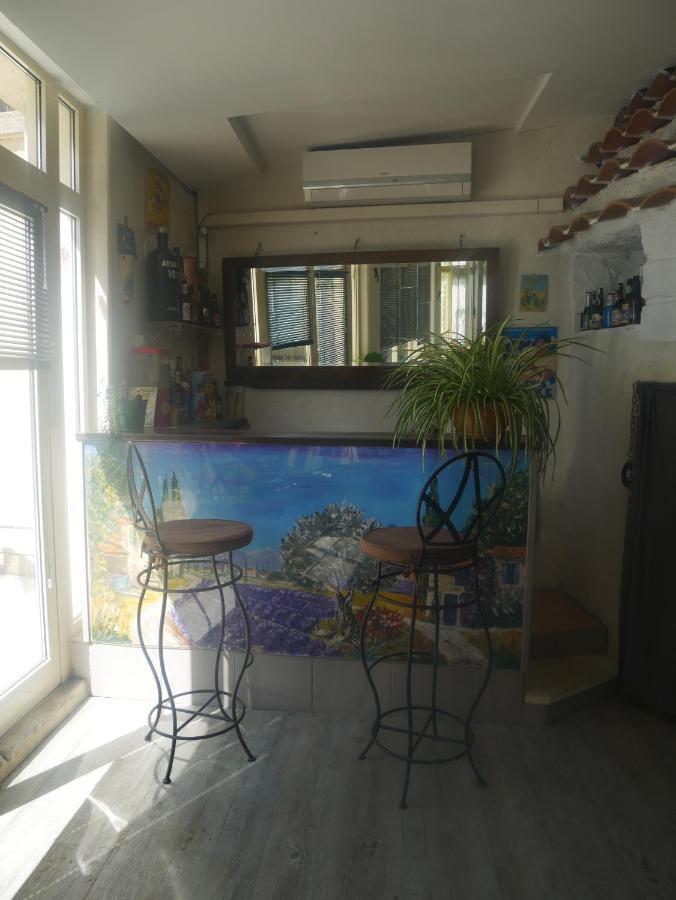 La Feniere Bed & Breakfast Vénéjan Dış mekan fotoğraf