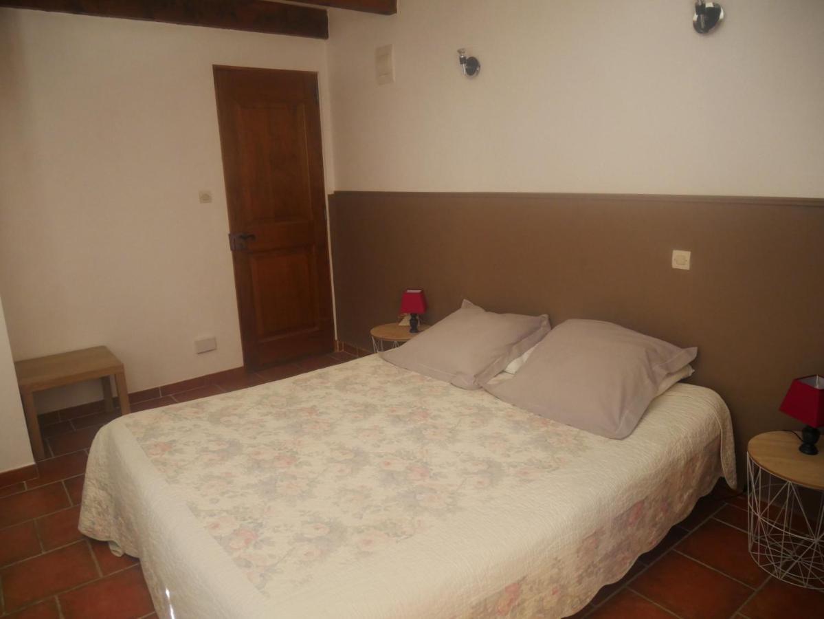 La Feniere Bed & Breakfast Vénéjan Dış mekan fotoğraf