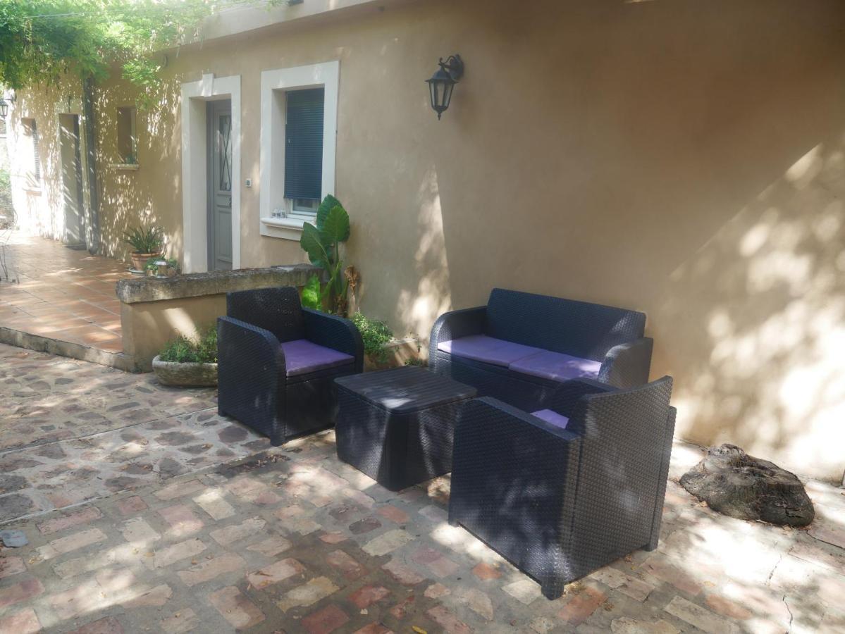 La Feniere Bed & Breakfast Vénéjan Dış mekan fotoğraf