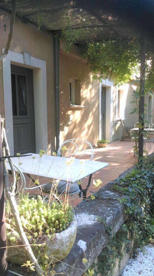 La Feniere Bed & Breakfast Vénéjan Dış mekan fotoğraf